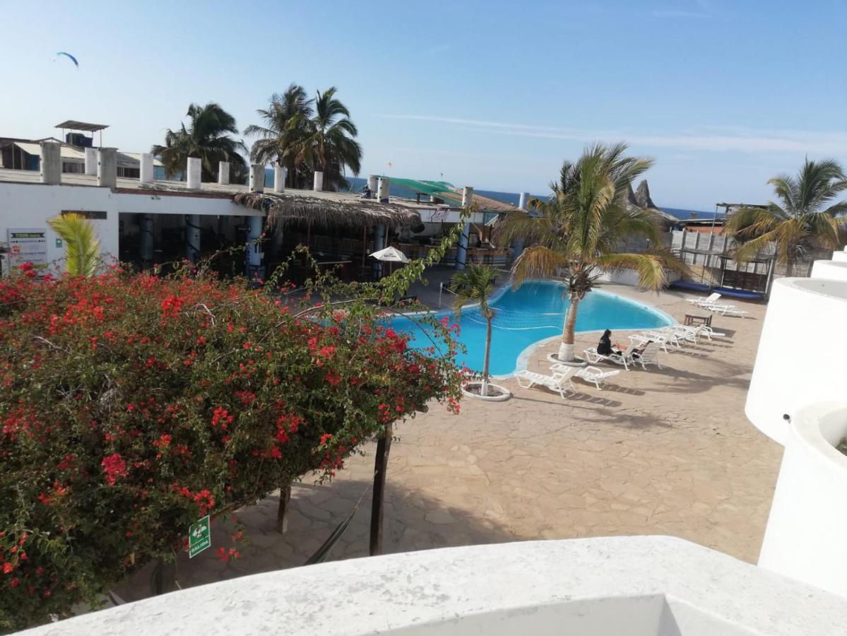 Loki Del Mar Hostel Mancora Bagian luar foto