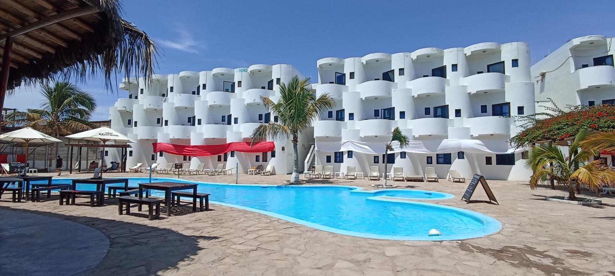 Loki Del Mar Hostel Mancora Bagian luar foto