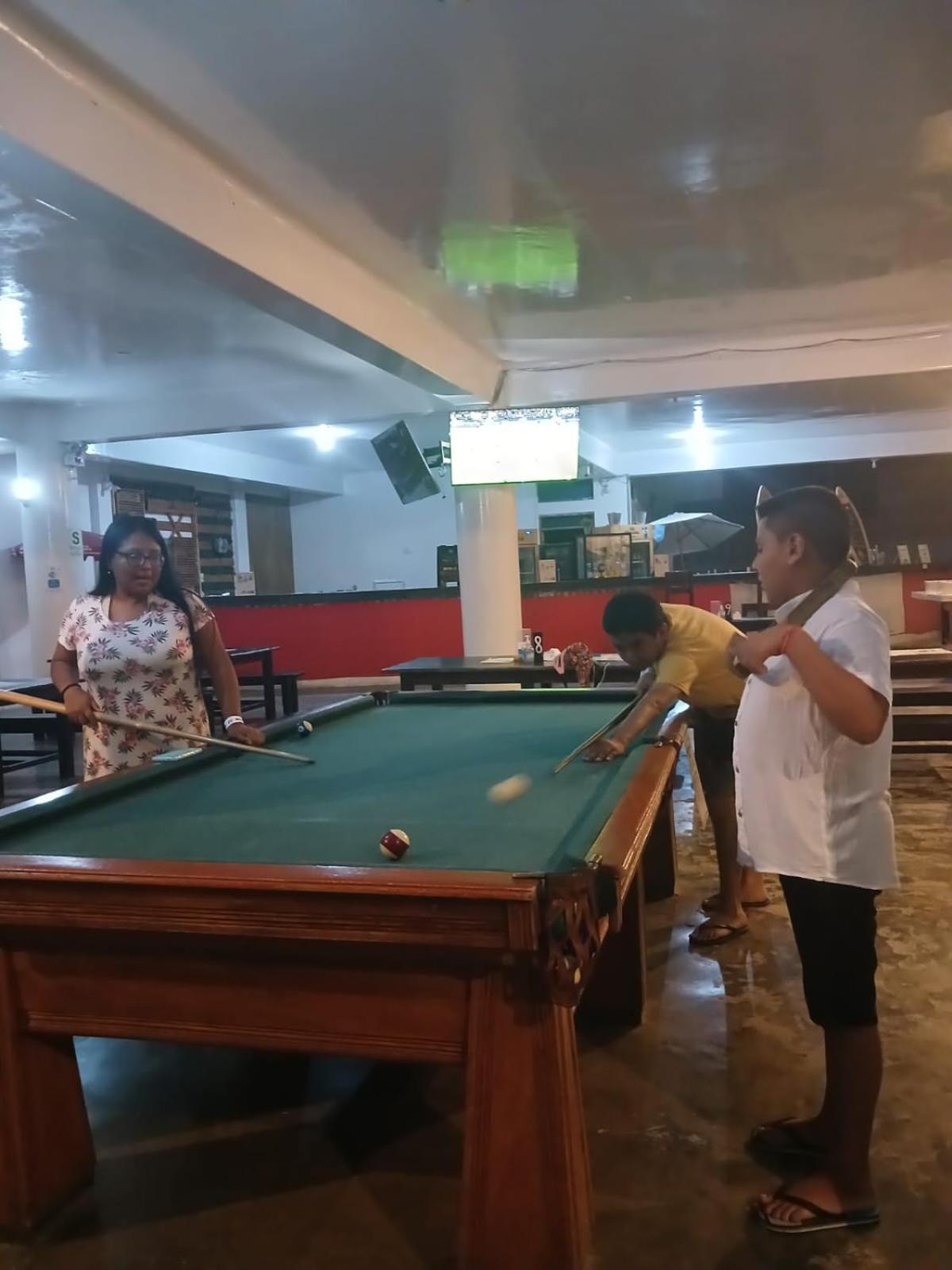 Loki Del Mar Hostel Mancora Bagian luar foto