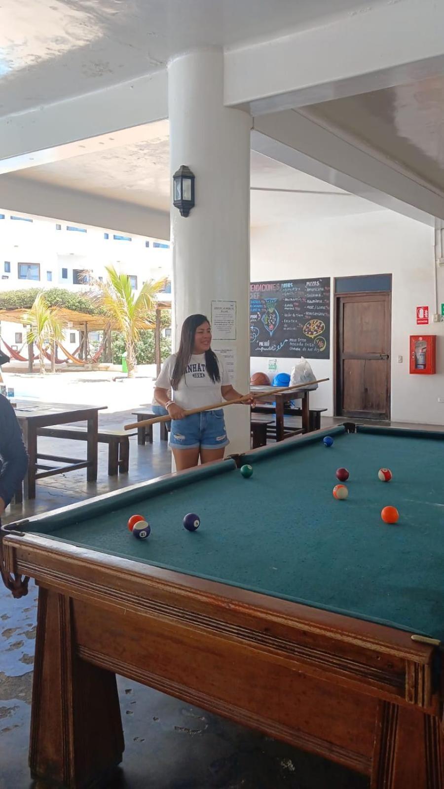 Loki Del Mar Hostel Mancora Bagian luar foto